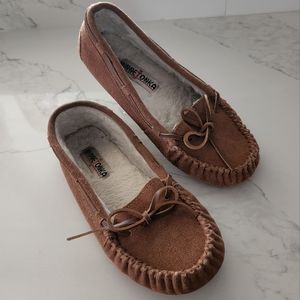 MINNETONKA Brown Size 7M Slip-On Flats Moccasins Shoes